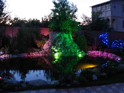 Прожектор светодиодный в ландшафтном дизайне