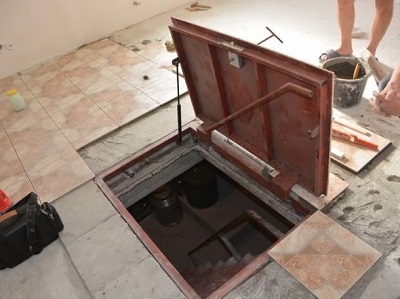 Как выбрать люк на пол для погреба