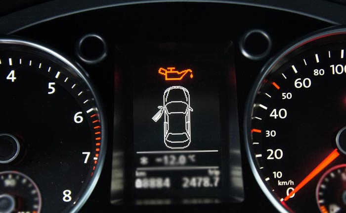 загорелась лампочка аварийного давления масла загорелась лампочка аварийного давления масла