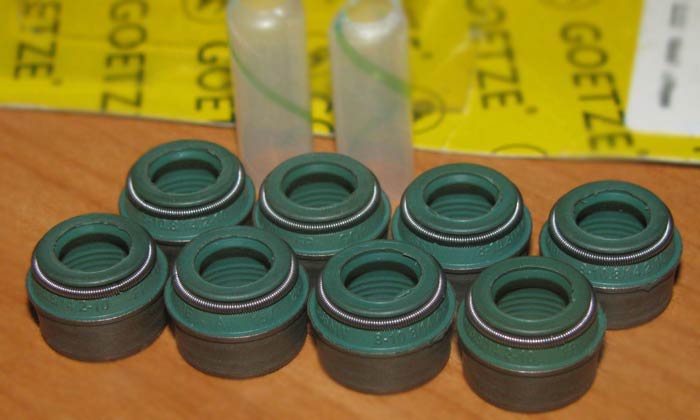 покупайте только фирменные маслосъемные колпачки покупайте только фирменные маслосъемные колпачки