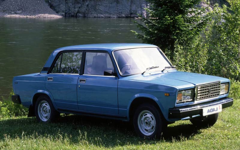 классика ВАЗ-2107 - отличный выбор авто за 50 000 рублей классика ВАЗ-2107 - отличный выбор авто за 50 000 рублей