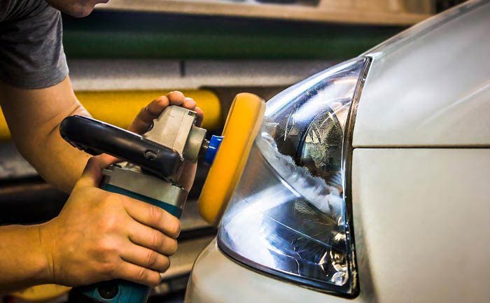 выполняем полировку фар автомобиля