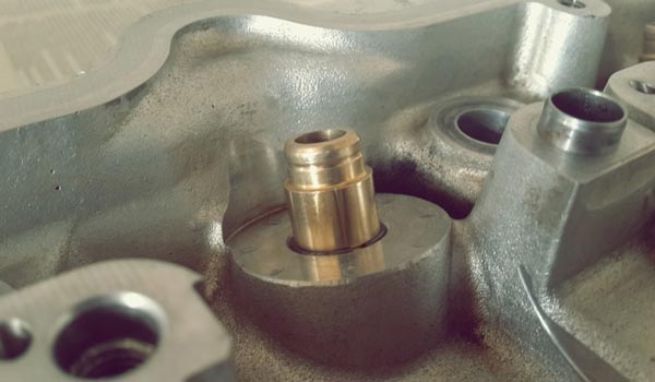 замена втулок клапанов двигателя замена втулок клапанов двигателя